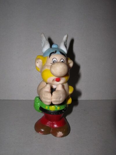 ASTERIX - PARC EDIMON ALBERT RENE - FABRIQUE EN CHINE   - ANNI- ANNI'80  - 9CM