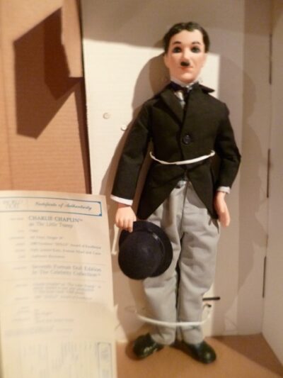 CHARLIE CHAPLIN LIMITED EDITION WORLD DOLL INC. 1989 - 50CM