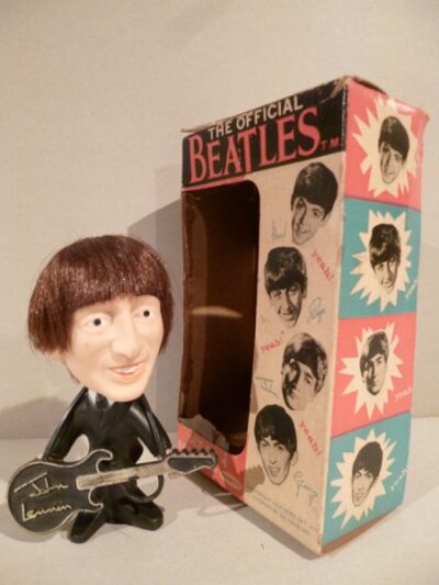 JOHN LENNON REMCO - IN BOX - 12CM