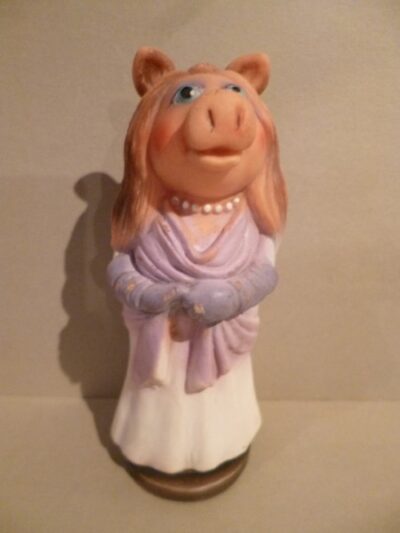 MISS PEGGY (MUPPETS) HENSON ASSOCIATES INC. 1980  - 17CM