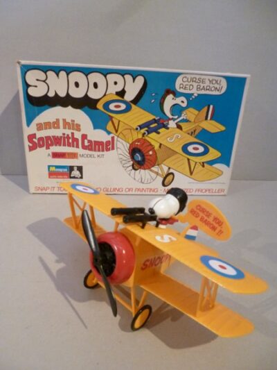 SNOOPY IN AEREO - IN BOX -  10CM