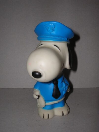 SNOOPY POLIZIOTTO DANARA UNITED FEAT. SYND. INC. MADE IN TAIWAN 1958-1966  - 12CM