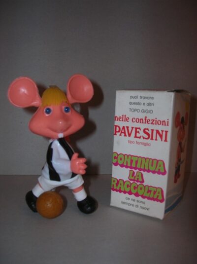 TOPO GIGIO PAVESINI CALCIATORE JUVENTUS - IN BOX -  CON CARTINA  - 12CM