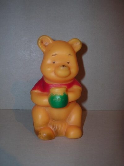 WINNIE POOH W.D.P. SEARS ROEBUCK AND CO. TAIWAN - 9CM